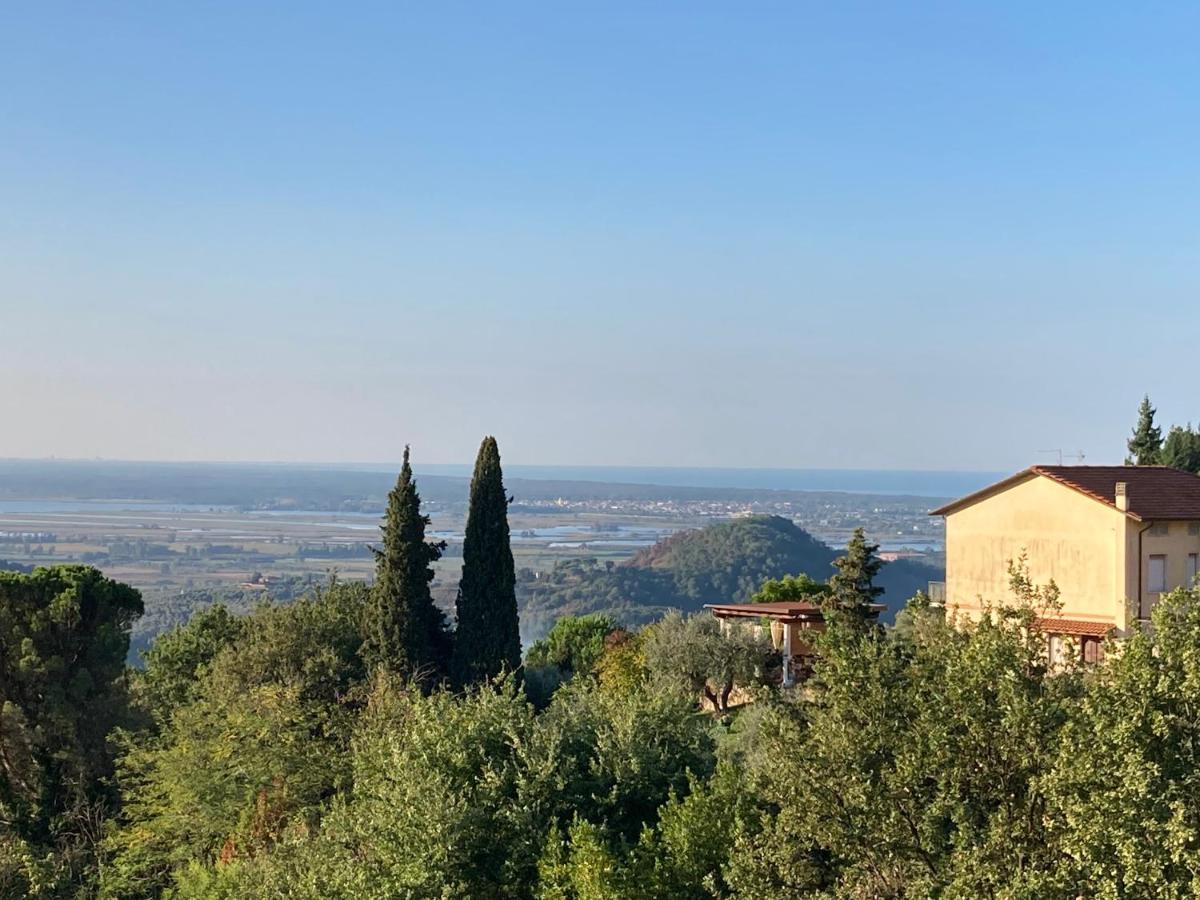La Casina Delle Rondini Guest House Corsanico-Bargecchia Luaran gambar