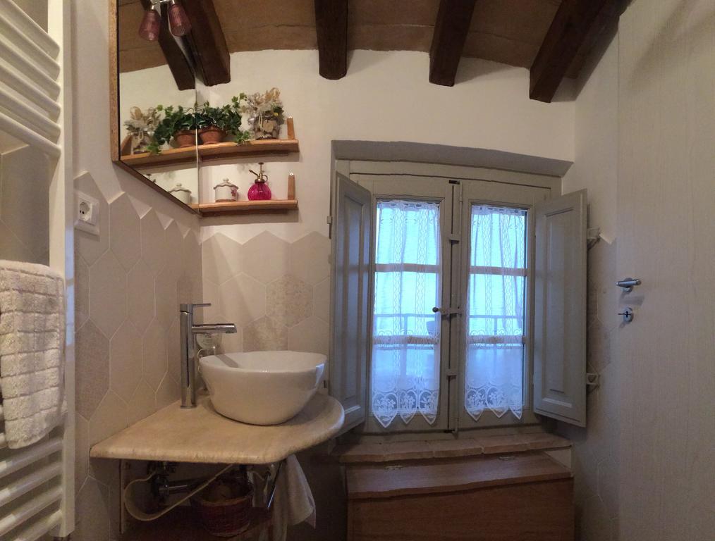 La Casina Delle Rondini Guest House Corsanico-Bargecchia Luaran gambar