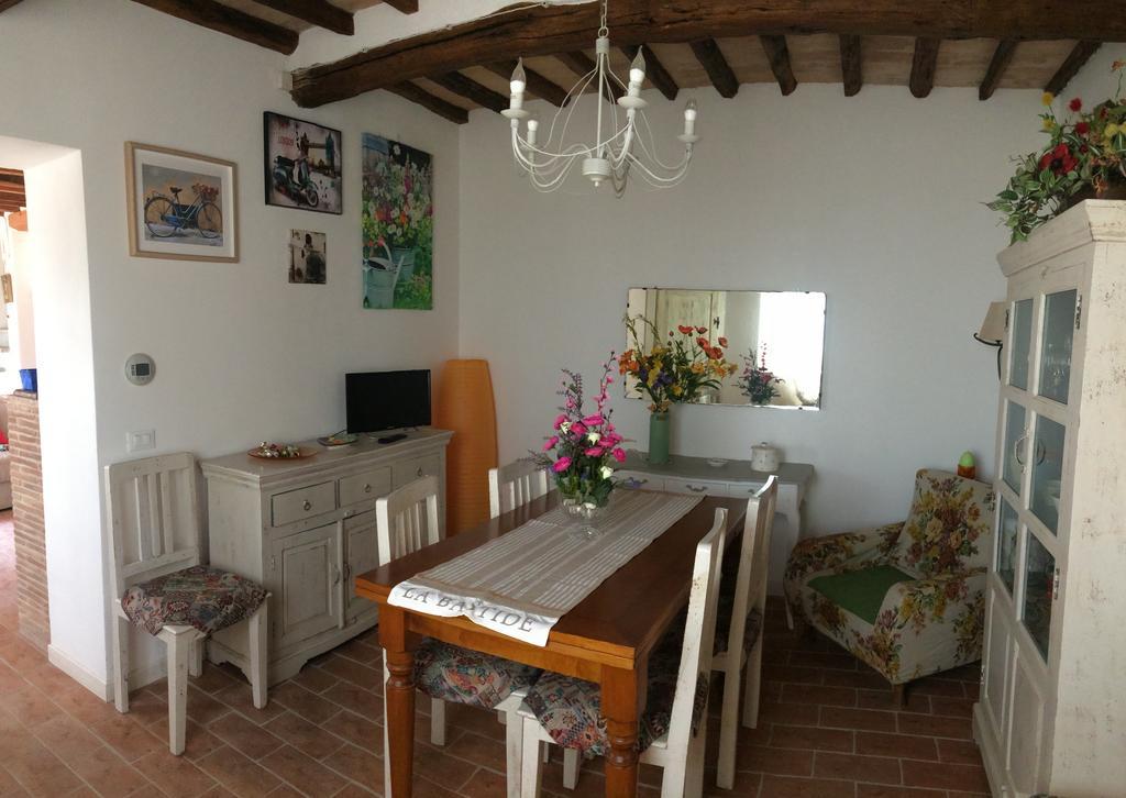 La Casina Delle Rondini Guest House Corsanico-Bargecchia Luaran gambar