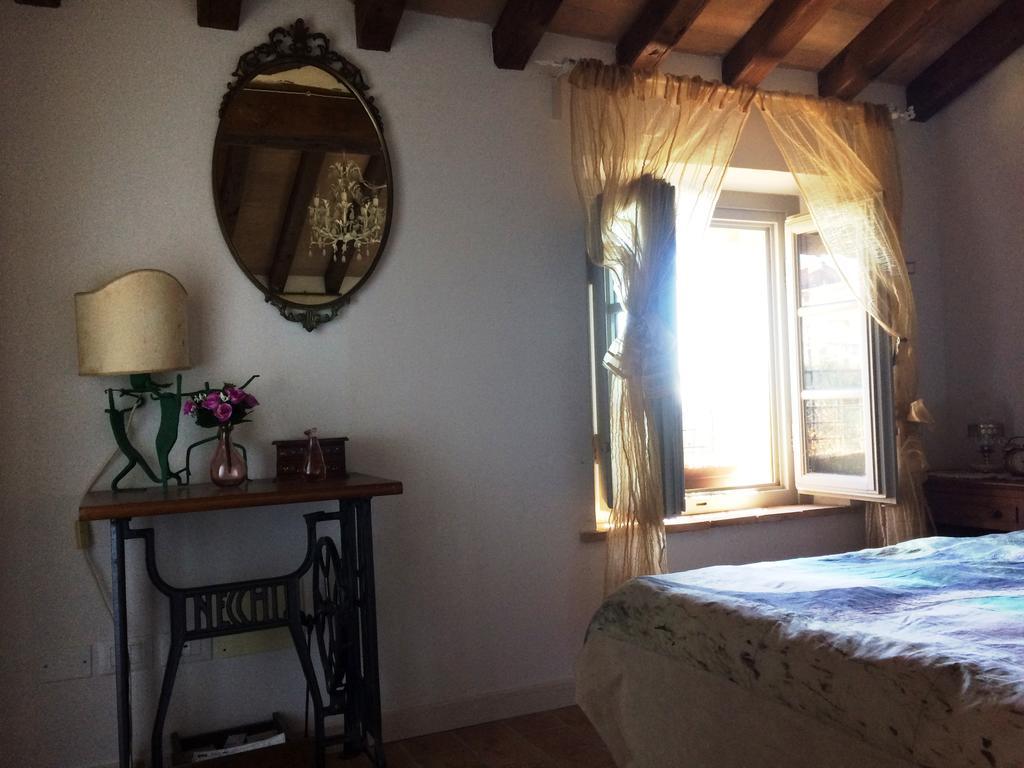 La Casina Delle Rondini Guest House Corsanico-Bargecchia Luaran gambar