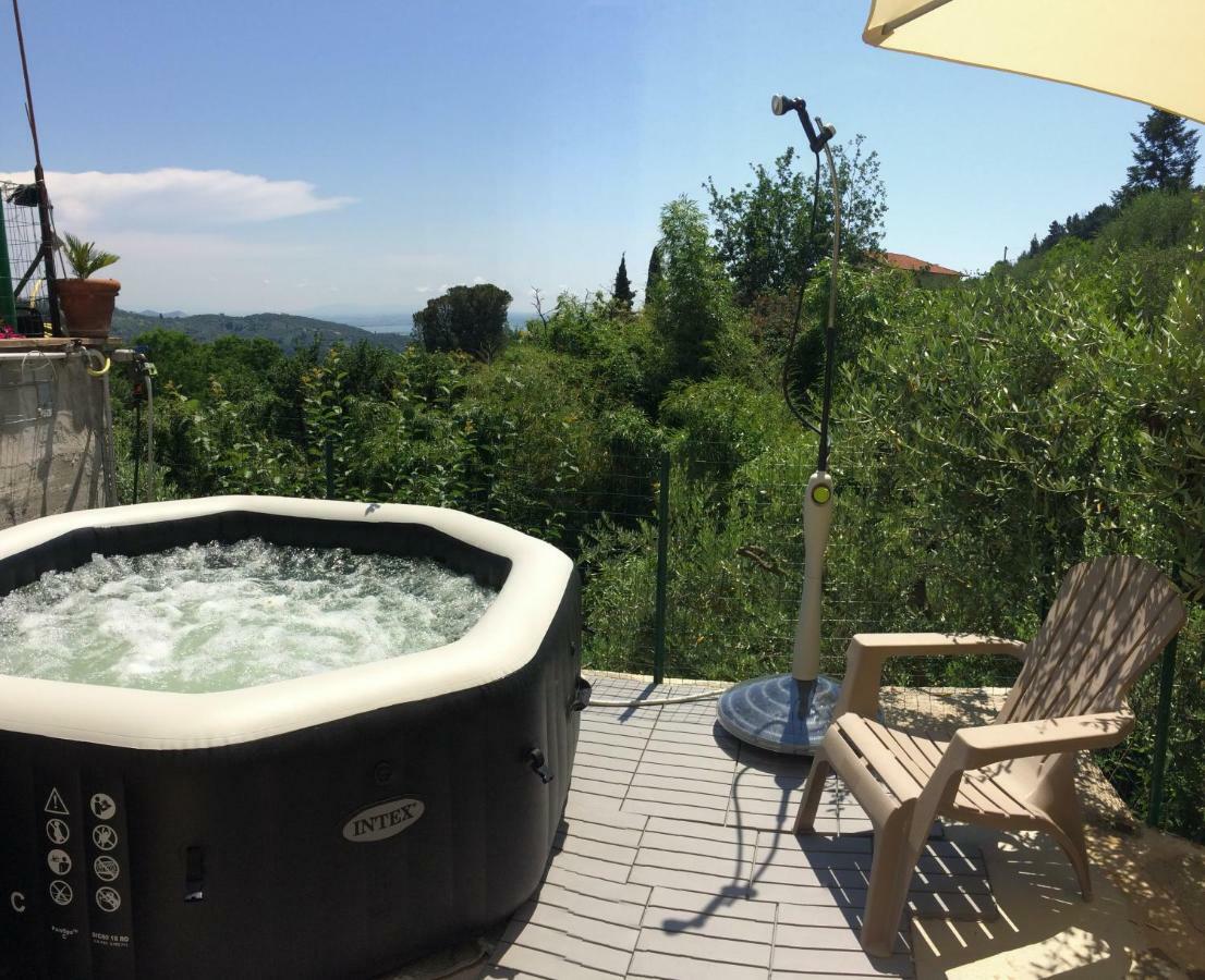 La Casina Delle Rondini Guest House Corsanico-Bargecchia Luaran gambar